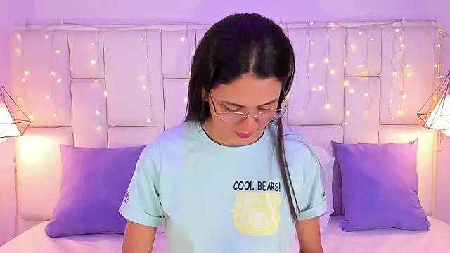 SarahSophia  online show from 03/17/25, 11:42