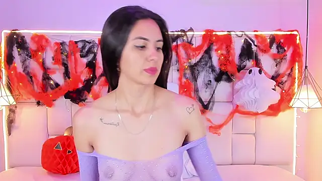 SarahSophia  online show from 10/22/25, 11:32