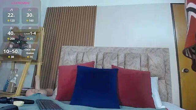 Snapshot of victoria__milf_ chatting on 03/04/25, 07:54 victoria milf online show from 03/04/25, 07:54