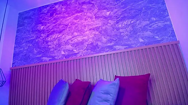 Snapshot of victoria__milf_ chatting on 09/13/25, 04:29 victoria milf online show from 09/13/25, 04:29