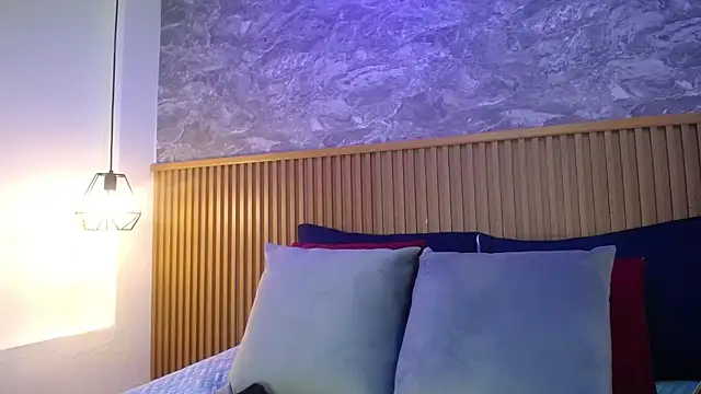 Snapshot of victoria__milf_ chatting on 11/01/25, 05:04 victoria milf online show from 11/01/25, 05:04