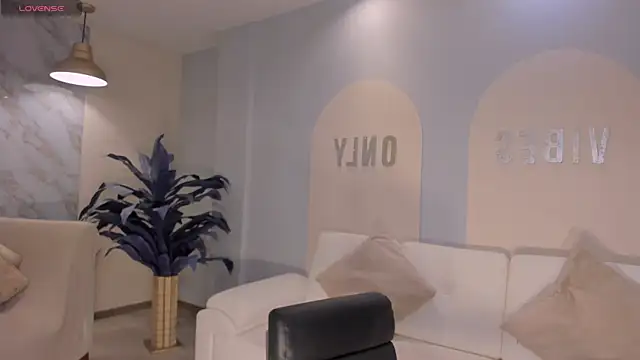 SunnyRivers online show from 12/16/25, 04:34