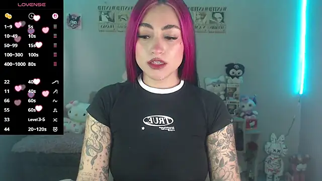 Snapshot of abbie_stone chatting on 04/17/26, 07:50 abbie stone online show from 04/17/26, 07:50