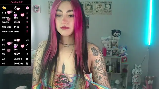 Snapshot of abbie_stone chatting on 05/25/26, 02:56 abbie stone online show from 05/25/26, 02:56