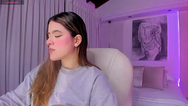 Snapshot of nathalie_rivers chatting on 01/10/26, 11:23 nathalie rivers online show from 01/10/26, 11:23