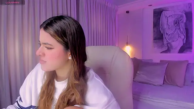 Snapshot of nathalie_rivers chatting on 01/13/26, 11:59 nathalie rivers online show from 01/13/26, 11:59