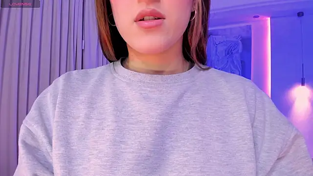 Snapshot of nathalie_rivers chatting on 02/03/26, 11:26 nathalie rivers online show from 02/03/26, 11:26