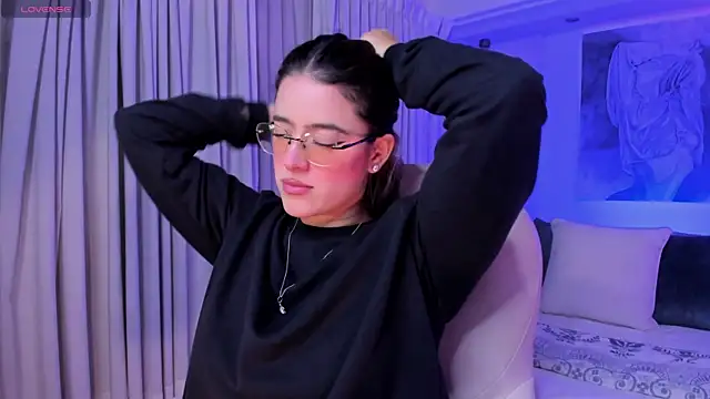 Snapshot of nathalie_rivers chatting on 02/19/26, 11:28 nathalie rivers online show from 02/19/26, 11:28