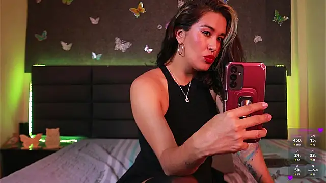 kathieandpovcock1 online show from 01/25/25, 01:41