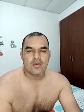 Snapshot of Angeelus2 chatting on 11/02/25, 03:09 Angeelus2 online show from 11/02/25, 03:09