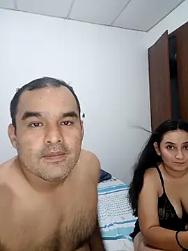 Snapshot of Angeelus2 chatting on 11/21/25, 04:38 Angeelus2 online show from 11/21/25, 04:38