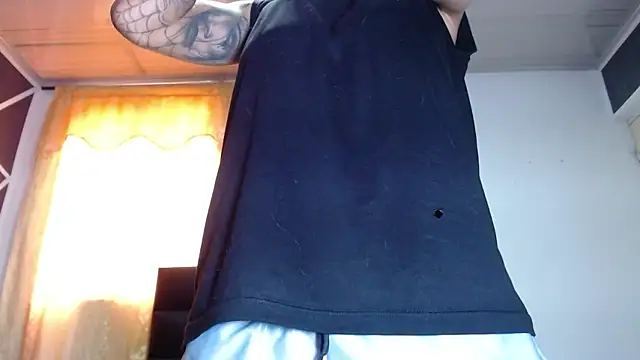 Snapshot of Tamarahryan chatting on 02/07/25, 03:41 Tamarahryan online show from 02/07/25, 03:41