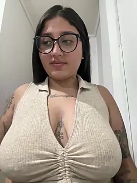 croftsmila online show from 10/25/25, 10:59