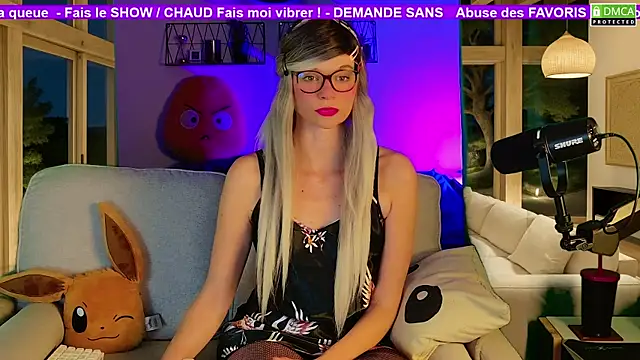 Snapshot of Kittychatte chatting on 11/10/25, 09:03 Kittychatte online show from 11/10/25, 09:03