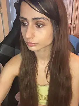 LaPetitechienne1 online show from 01/31/25, 11:13