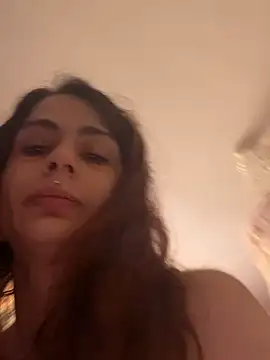 LaPetitechienne1 online show from 03/18/25, 08:25