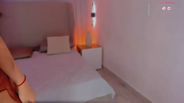 luisah  online show from 02/23/26, 08:17