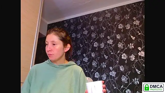 Sophi Cute online show from 01/13/26, 12:32