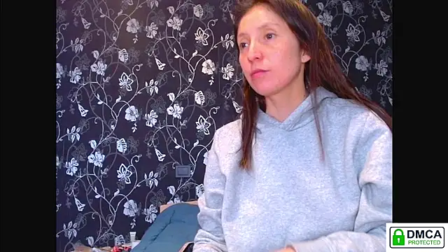 Sophi Cute online show from 04/03/26, 11:19