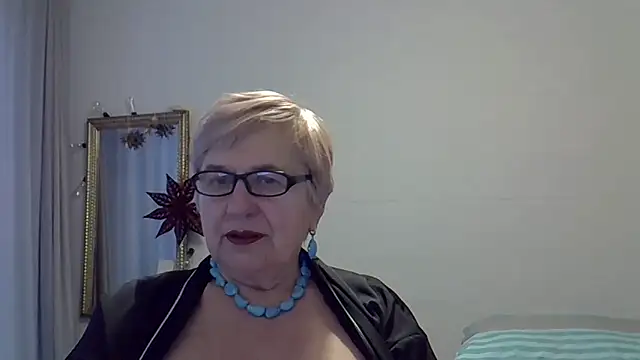 SweetCherry27 online show from 02/02/26, 08:35