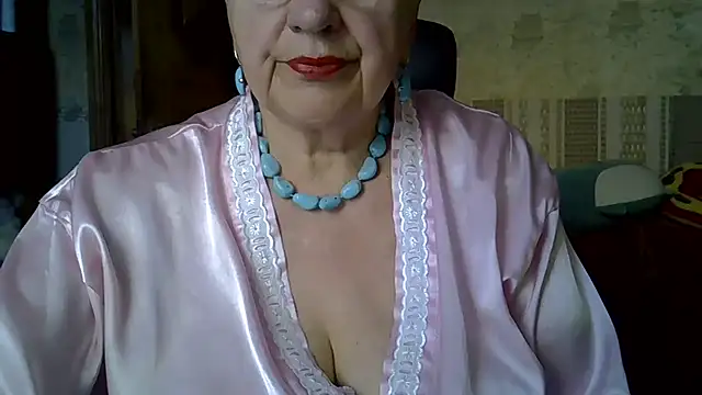 Snapshot of SweetCherry27 chatting on 05/21/26, 04:41 SweetCherry27 online show from 05/21/26, 04:41