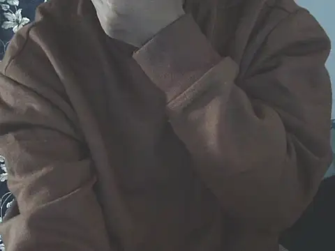 Supriya201 online show from 11/04/25, 07:29