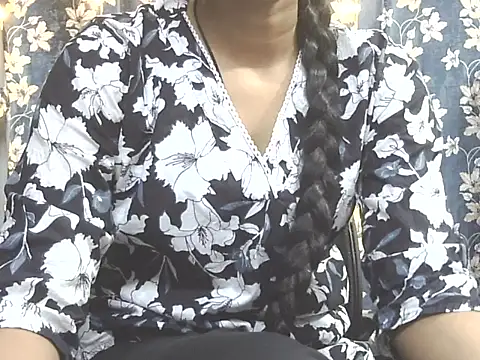 Supriya201 online show from 01/16/26, 01:26