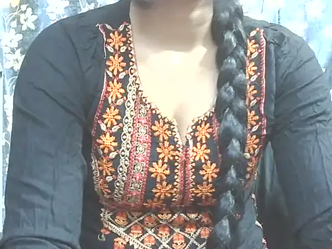 Supriya201 online show from 05/01/26, 02:43