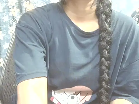 Supriya201 online show from 07/04/26, 04:13