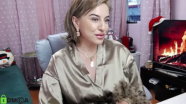 CarrieLoveX online show from 12/23/24, 06:11