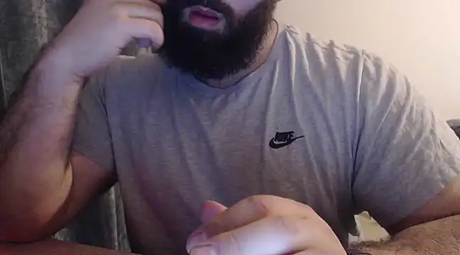 hugemachohandsome online show from 02/24/25, 09:41