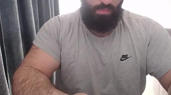 hugemachohandsome online show from 02/28/25, 01:03