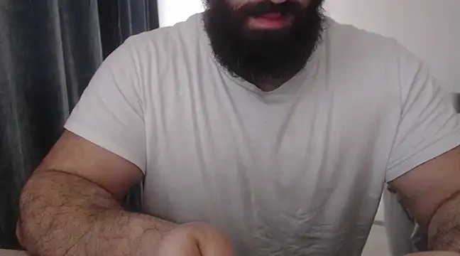 hugemachohandsome online show from 03/10/25, 07:21