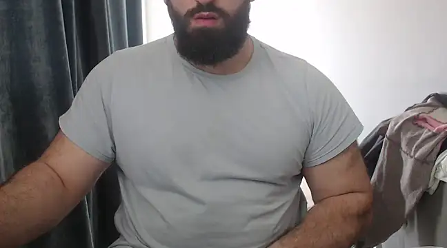 hugemachohandsome online show from 03/16/25, 11:16