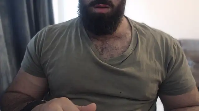 hugemachohandsome online show from 10/11/25, 10:14