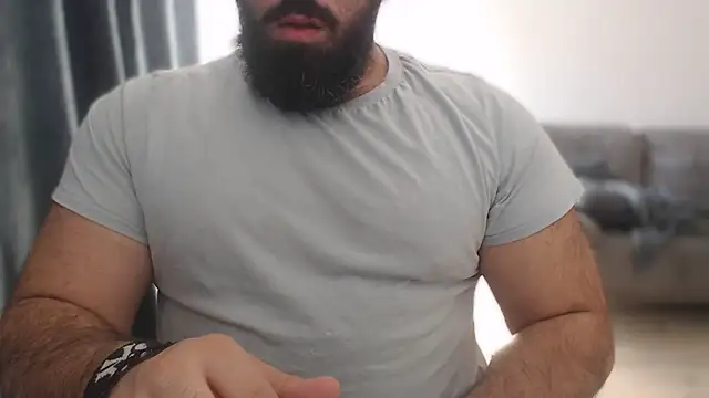 hugemachohandsome online show from 10/13/25, 01:11