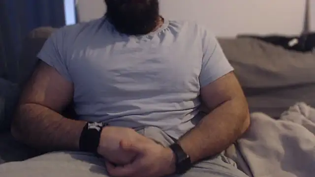 hugemachohandsome online show from 12/20/25, 10:00