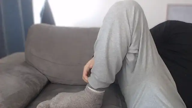 hugemachohandsome online show from 01/11/26, 10:09