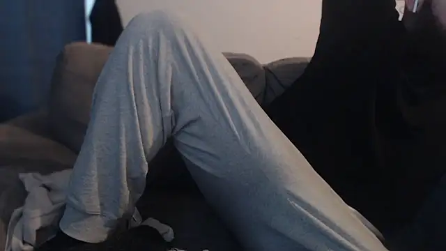 hugemachohandsome online show from 01/14/26, 10:21