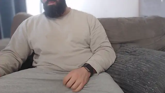 hugemachohandsome online show from 01/19/26, 11:25