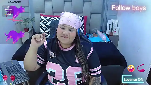 evelin zaens online show from 12/20/25, 05:25