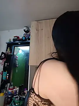 Snapshot of johannatb chatting on 07/13/26, 11:07 johannatb online show from 07/13/26, 11:07