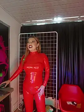 Snapshot of LatexDevil_Blondie chatting on 08/06/26, 03:03 LatexDevil Blondie online show from 08/06/26, 03:03