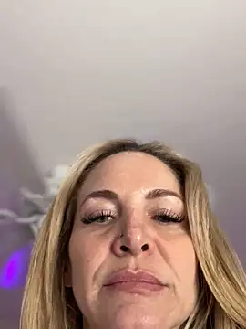 MessyNastyQueen online show from 12/12/24, 05:15