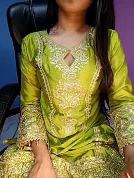 Aditi 1 online show from 10/19/25, 03:56