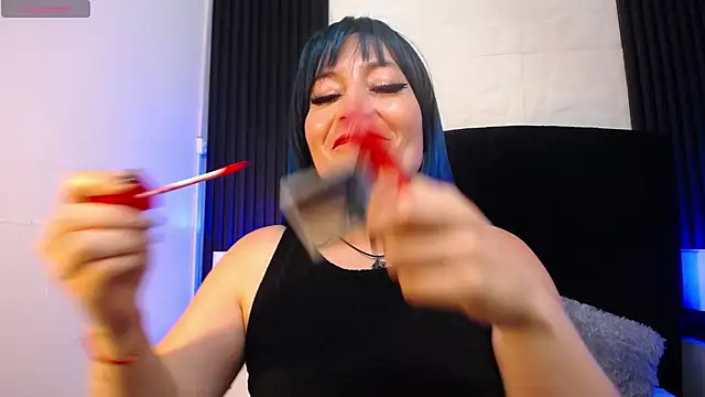 alicia moom online show from 10/08/25, 07:22