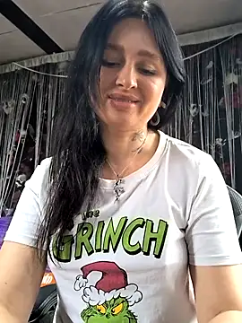 KikiXRed online show from 04/11/26, 08:40