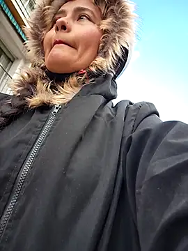 bellapaty online show from 02/22/25, 02:08