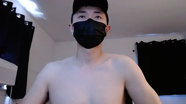 twbobo00715 online show from 10/04/25, 04:16