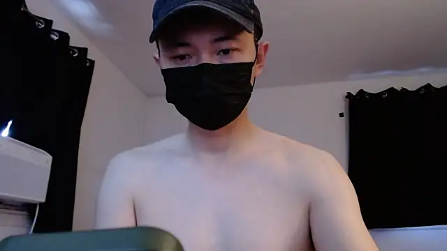 twbobo00715 online show from 11/14/25, 04:28